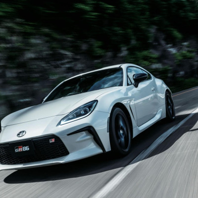 GR86の一部改良モデルおよび台数限定特別仕様車を発表