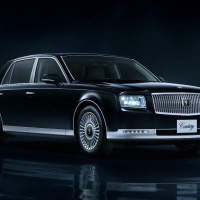 センチュリー、一部改良