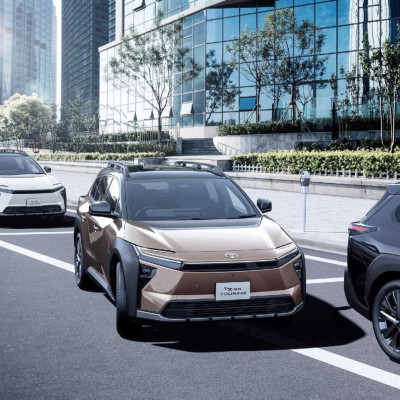 新型車「bZ4X Touring」を発売