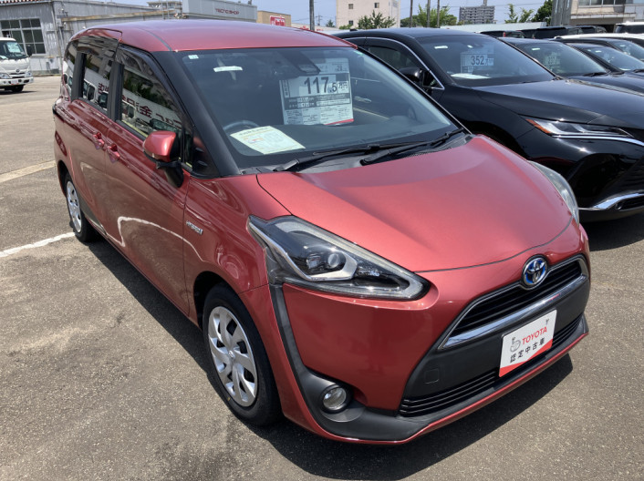 U-Car金沢御影店 中古車情報★シエンタ ハイブリッド 入荷しました★