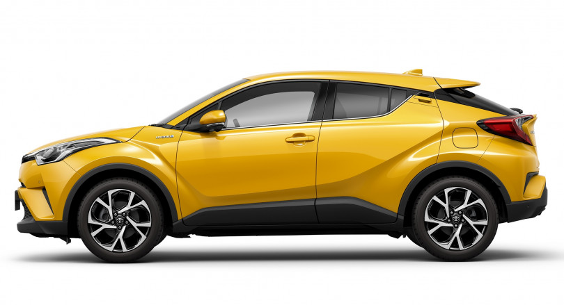 C-HR(CHR)の横から